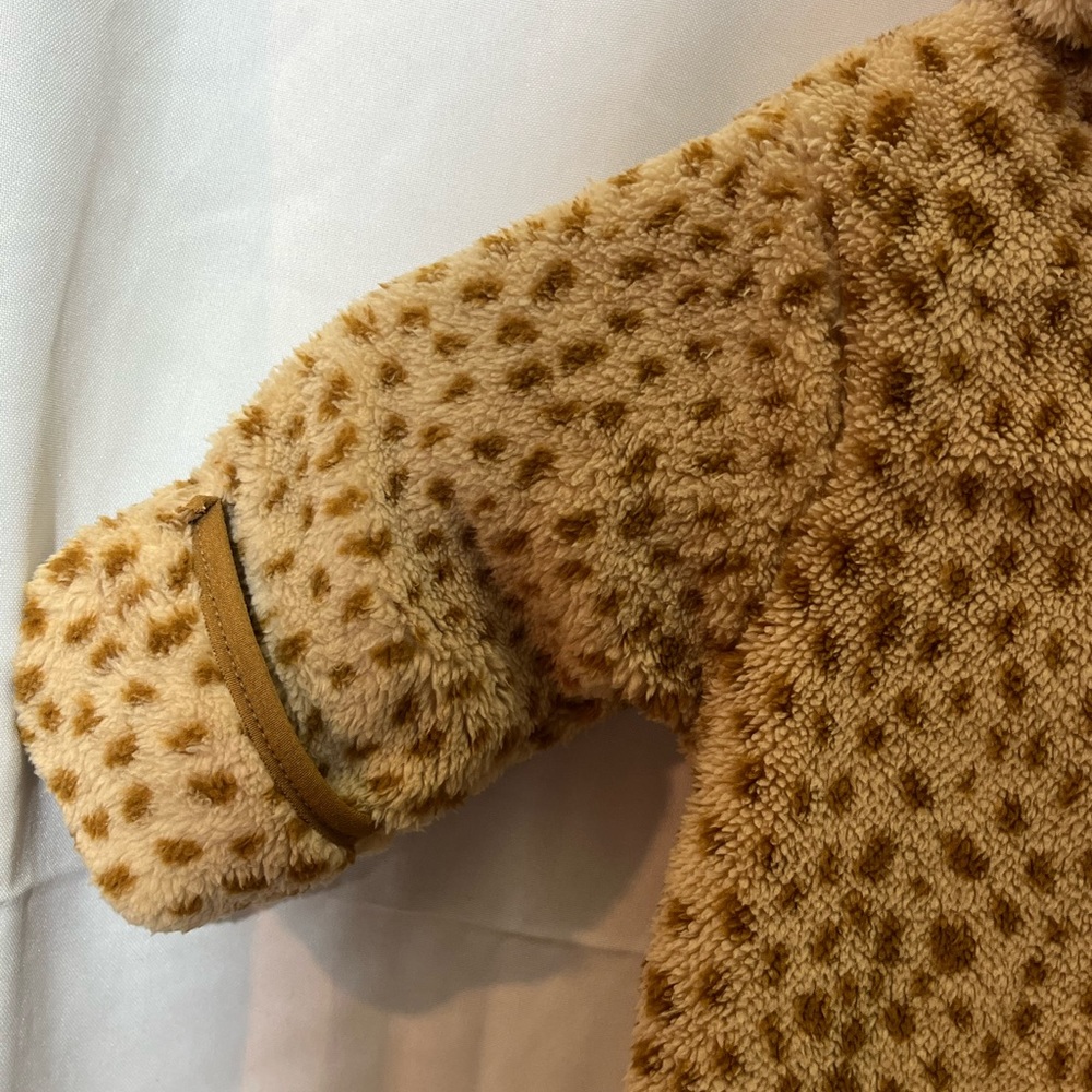 Wonder Nation Beige baby romper with brown dots, soft‎ texture, size 3-6M New - Picture 7 of 14